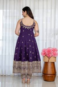 Traje Anarkali Azul Oscuro Bordado, Ropa India y Pakistaní, Conjunto Salwar Kameez con Dupatta para Fiesta o Boda - Product Image 2