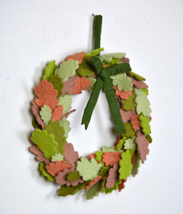 Modern Natural Woolen Felt Leaf Wreath for Home & Commercial <b>Decoration</b> | Eco-Friendly Custom Design - Product Image 3