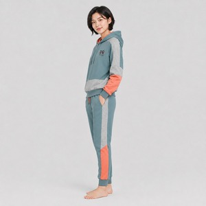 Ensemble de survêtement pull-over pour femme, nouvelle collection 2026, haute qualité, idéal pour la course à pied, vente en gros - Product Image 6