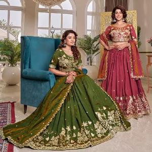 LAHENGA CHOLI DUPATTA PURE NC VICHITRA con bordado de hilo y lentejuelas - Product Image 1