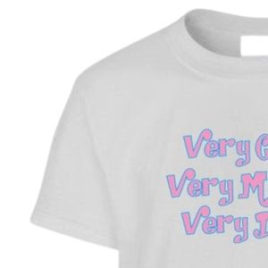 เสื้อยืดคอกลมแขนสั้นสีขาวสำหรับวัยรุ่นพร้อมดีไซน์กราฟิกสำหรับใส่ไปโรงเรียนทุกวัน สวมใส่สบาย - Product Image 4
