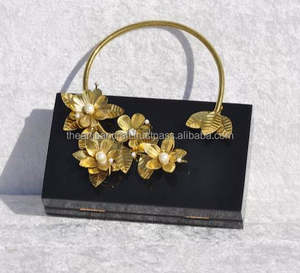 Sac à main en résine artisanale avec poignée en laiton, finition polie, couleurs personnalisées, designs traditionnels, mode de fête, mariage, art - Product Image 2