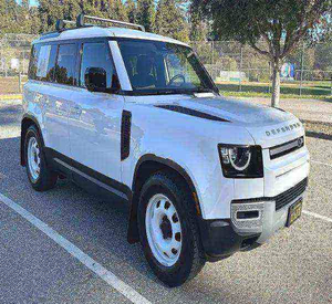 Venta de Vehículos Usados Originales de Primera Calidad: Land Rover Defender 110 SUV - Product Image 3