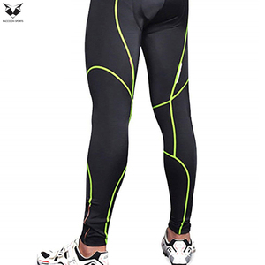 Leggings de compression pour hommes, vêtements de sport et de course, avec logo personnalisé imprimé, produit unique en noir et vert. - Product Image 6