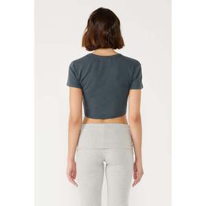 Conjunto de Pantalones Deportivos Anchos de Cintura Alta Grises con Camiseta Corta - Product Image 6
