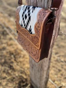 Nuevo Bolso de Hombro Estilo Occidental con Flecos de Cuero Repujado Azteca para Mujer, Diseño Vintage Único, Tipo Manta de Silla de Montar - Product Image 3