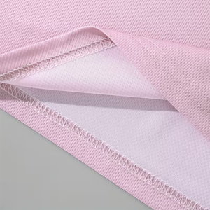 Camiseta de fútbol de malla estilo boxy, color rosa, elegante, transpirable, para exteriores, estilo cropped. - Product Image 4