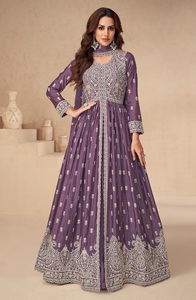 Traje Anarkali Moderno Chinon Hasta el Suelo con Bordado de Lentejuelas, Semi-Confeccionado para Bodas, Diwali y Fiestas - Product Image 3