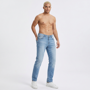 Jeans da Uomo Slim Fit a Vita Media in Denim di Cotone Traspirante, Collezione Casual Prodotta in Bangladesh - Product Image 6