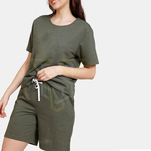 Ensemble de chemises et shorts en matériau durable, faible MOQ, logo personnalisé imprimé, ensemble de chemises et shorts légers - Product Image 4