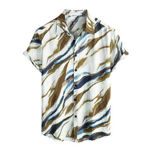 Camisa hawaiana elegante para hombre con estampado de hojas tropicales, manga corta, cierre informal, para vacaciones en la playa, viajes y fiestas - Product Image 1