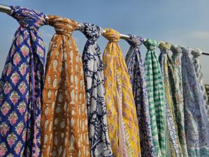 Pareo de Algodón Estampado a Mano con Diseño Animal/Leopardo y Floral, Estilo Boho, Ligero, para Playa, Verano, Bufanda, Estola, Envoltura para Mujer, 1 Pieza - Product Image 4