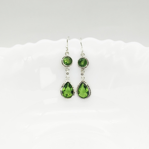 Pendientes Colgantes de Plata de Ley 925 con Peridoto Oxidado |   Pendientes de Peridoto Natural en Forma de Gota |   Joyería de Plata con Piedras Preciosas al por Mayor - Product Image 2
