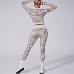 Conjunto Deportivo de 2 Piezas para Mujer, sin Costuras, Elástico, Ecológico, Transpirable, para Yoga, Gimnasio y Fitness, de Secado Rápido - Product Image 2