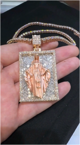 Colgante con Nombre de Jesús en Oro Amarillo con Incrustaciones de Diamantes Moissanite VVS, Personalizado, de Alta Calidad, Oro 18K y Plata 925, Joyería Fina para Hombre - Product Image 5