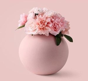 Vase rond en céramique rose, minimaliste, fait main, glaçure mate, 4-8 pouces, pour table, maison, mariage, fête - Product Image 2