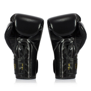 Guantes de Boxeo Fairtex Glory de Último Modelo y Alta Calidad, Completamente Blancos con Impresión Fairtex Negra, Guantes de Competición con Correa de Cuero Auténtico - Product Image 4