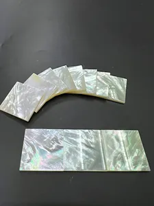 แผ่นเปลือกหอยมุกธรรมชาติทรงสี่เหลี่ยมขนาด 20 มม. สำหรับทำเครื่องประดับ - Product Image 3