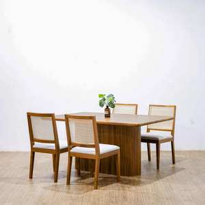 Chaise de salle à manger moderne, écologique et durable, en bois et rotin, avec dossier en osier et coussin moelleux, pour la cuisine, la salle à manger et le restaurant - Product Image 1