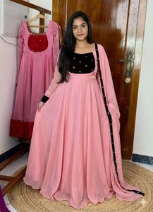 Conjunto de Vestido/Kurti Largo Hasta el Suelo con Cuello Redondo y Manga Larga, Inspirado en Bollywood, en Tela de Sari de Seda, para Bodas de Invierno, Garantiza Elegancia - Product Image 6