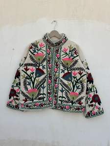 Veste artisanale Suzani |   Manteau de festival bohème et kimono pour invitées de mariage |   Cadeau ethnique unique - Product Image 1