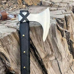 ขวานไวกิ้ง ใบมีดเหล็กกล้าคาร์บอนอุตสาหกรรม ดีไซน์สแกนดิเนเวียนที่ได้รับแรงบันดาลใจจากความเป็นเอกลักษณ์ ผลิตด้วยไม้ สำหรับใช้งานกลางแจ้ง สะสมหรือตั้งโชว์ - Product Image 4