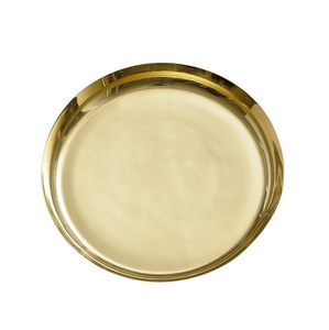 Assiettes de présentation modernes en laiton, rondes, élégantes, pour la présentation de table lors de dîners, mariages, banquets et événements - Product Image 2