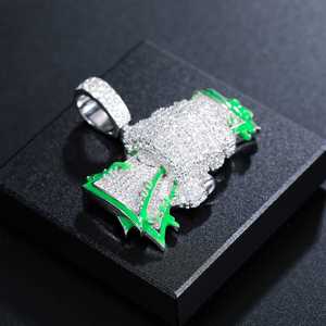 จี้รถรูปทรงหยดน้ำสีเขียว Luxira Jewels ประดับด้วยมอสซาไนต์ เงินแท้ 925 ชุบโรเดียม สไตล์ฮิปฮอป เหมาะสำหรับทุกเพศทุกวัย ใส่ได้ทุกวัน หรือในงานปาร์ตี้ พร้อมใบรับรอง - Product Image 1