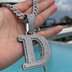 Pendentif personnalisé en diamant de laboratoire, micro-pavé, style hip-hop, en argent sterling 925, fabricant en gros - Product Image 2