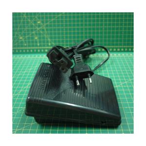 Ensemble de pédale de commande au pied 4C-326G+3099W-B/EU, cordon de commande, pièces détachées pour machine à coudre domestique - Product Image 2