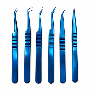 Ensemble professionnel de 6 pinces à épiler modernes en acier inoxydable bleu à pointe inclinée, écologiques et durables, pour le volume des cils et l'épilation des sourcils - Product Image 3