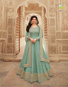 Traje Anarkali de Seda Verde Menta Bordado, Semi-Confeccionado, Largo hasta el Suelo, Estilo Tradicional Indio-Pakistaní para Bodas y Fiestas - Product Image 2