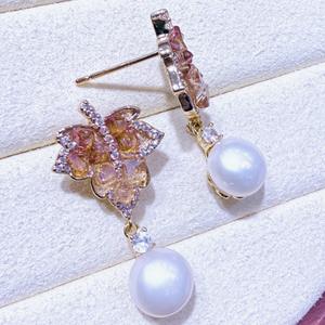 Boucles d'oreilles en perles d'eau douce originales de Zhuji, design polyvalent en cristal dégradé, rouge automne, érable frais, mode douce - Product Image 4