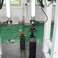 Machine d'essai de durabilité pour selle de vélo, test de fatigue, forme de locomotive, système de commande servo-cylindre électrique, test de résistance du guidon