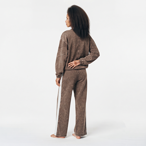 Conjunto de Chándal Casual Oversize para Mujer con Sudadera de Paneles Chevron Lavado Ácido y Pantalones de Pierna Recta, Venta al por Mayor Personalizada - Product Image 3