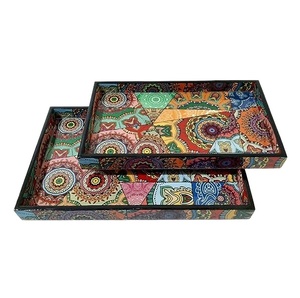 Bandeja de madera duradera con bandeja de servicio decorativa y funcional de arte esmaltado colorido para uso diario y decoración de hoteles - Product Image 4