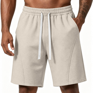 Shorts en molleton 100 % coton pour homme avec cordon de serrage à la taille et poches, style décontracté, coupe mi-haute, en vente - Product Image 1