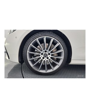 Mercedes-Benz E350 4MATIC AMG Line Classe E 2023 avec volant à gauche, boîte de vitesses automatique, sièges en cuir, caméra arrière - Product Image 5