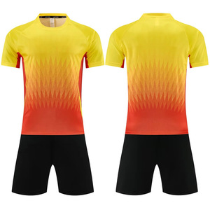 Conjunto de Uniforme de Fútbol para Hombre, Cuello en V, Degradado Azul y Rosa, Manga Corta, Poliéster que Absorbe la Humedad, para Adultos, Todas las Temporadas - Product Image 4
