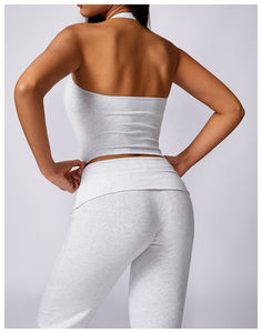 Conjunto de Yoga de Dos Piezas Personalizado: Top Deportivo Halter Transpirable Reciclado y Leggings de Yoga Acampanados con Cintura Plegable, de Algodón Suave y Elástico - Product Image 3