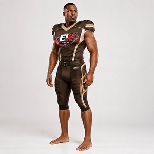 Uniforme de fútbol americano de alto rendimiento diseñado con materiales que absorben la humedad para mayor comodidad, velocidad y calidad duradera. - Product Image 3