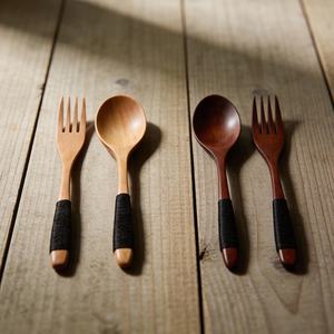 Cuchara de servir de madera chapada en oro con mango largo para té, café, postres y sopas, ideal para regalos. - Product Image 1