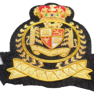 Badge de créateur de luxe haut de gamme brodé main au fil de bouillon, écologique, résistant à l'eau, forme personnalisée pour le haut de gamme - Product Image 4