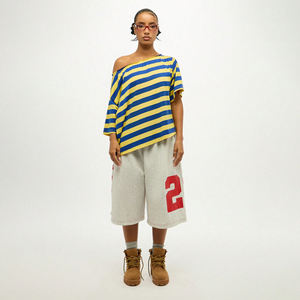 T-shirt rayé décontracté et ample en maille respirante et écologique pour femme, à manches courtes et épaules dénudées, taille froncée, collection été 2026 - Product Image 6