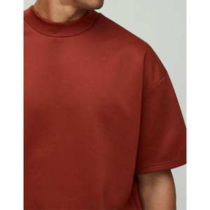 T-shirt décontracté à manches courtes et col rond en tricot rouge surdimensionné pour homme, coupe ajustée - Product Image 3
