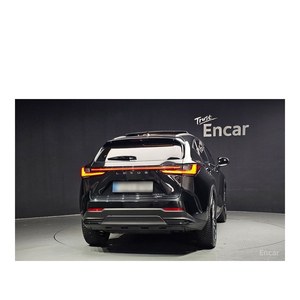 Lexus NX 2024 de Lujo con Volante a la Izquierda, Asientos de Cuero y Cámara Trasera - 25,766 km - Product Image 4