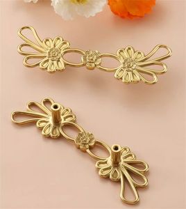 Tirador de latón macizo de lujo con diseño floral para muebles, tirador de puerta de armario, herrajes de armario en oro antiguo, fabricante - Product Image 4