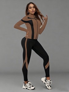 Ensemble de sport trois pièces pour femme Atlaset – Vêtements de fitness sans couture : soutien-gorge de sport, leggings taille haute, veste – Couleurs personnalisées OEM ODM - Product Image 3
