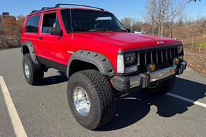 Jeep C-herokee Sport 4x4 de <span class=keywords><strong>1994</strong></span> d'occasion, sans réserve, boîte manuelle 5 vitesses, moteur 6 cylindres 4,0 litres, 4 roues motrices, modifications tout-terrain - Product Image 3