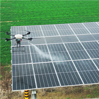 Drone de lavage de bâtiment le plus vendu Drone de nettoyage de panneau solaire de toit de fenêtres à haute pression